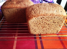Хлеб испечённый в форме для хлеба Л-11 с антипригарным покрытием