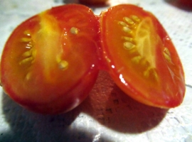 помидор Румянец (Blush) в разрезе