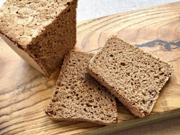 Рецепт ржаного хлеба на закваске с добавлением черёмуховой муки и муки из тыквенных семечек