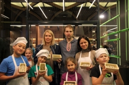 Детский мастер-класс по выпечке бездрожжевого хлеба в кулинарной студии на Семёновской.